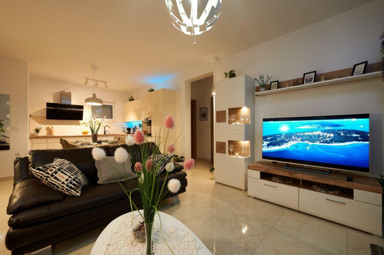 Appartement Golubica à Trogir Extérieur photo