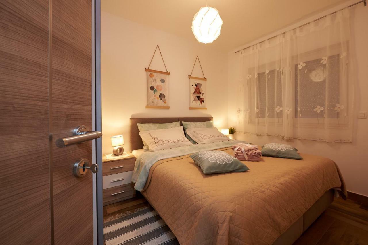 Appartement Golubica à Trogir Extérieur photo